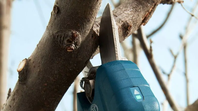 Bosch 06019K1020 Pro Pruner akkus metszőolló (akku és töltő nélkül) kép 4